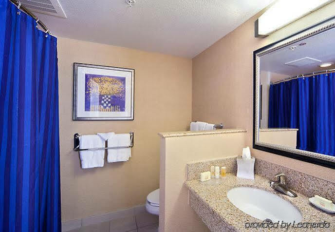 Courtyard By Marriott Fort Smith Downtown Экстерьер фото